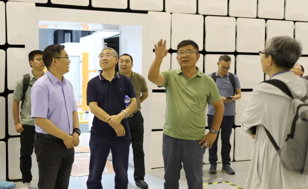 Laboratory tour 1